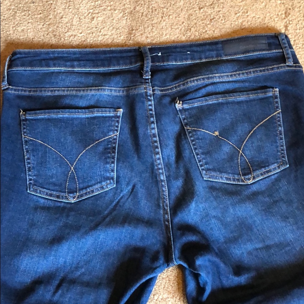 Jeans - Picture 3 of 4